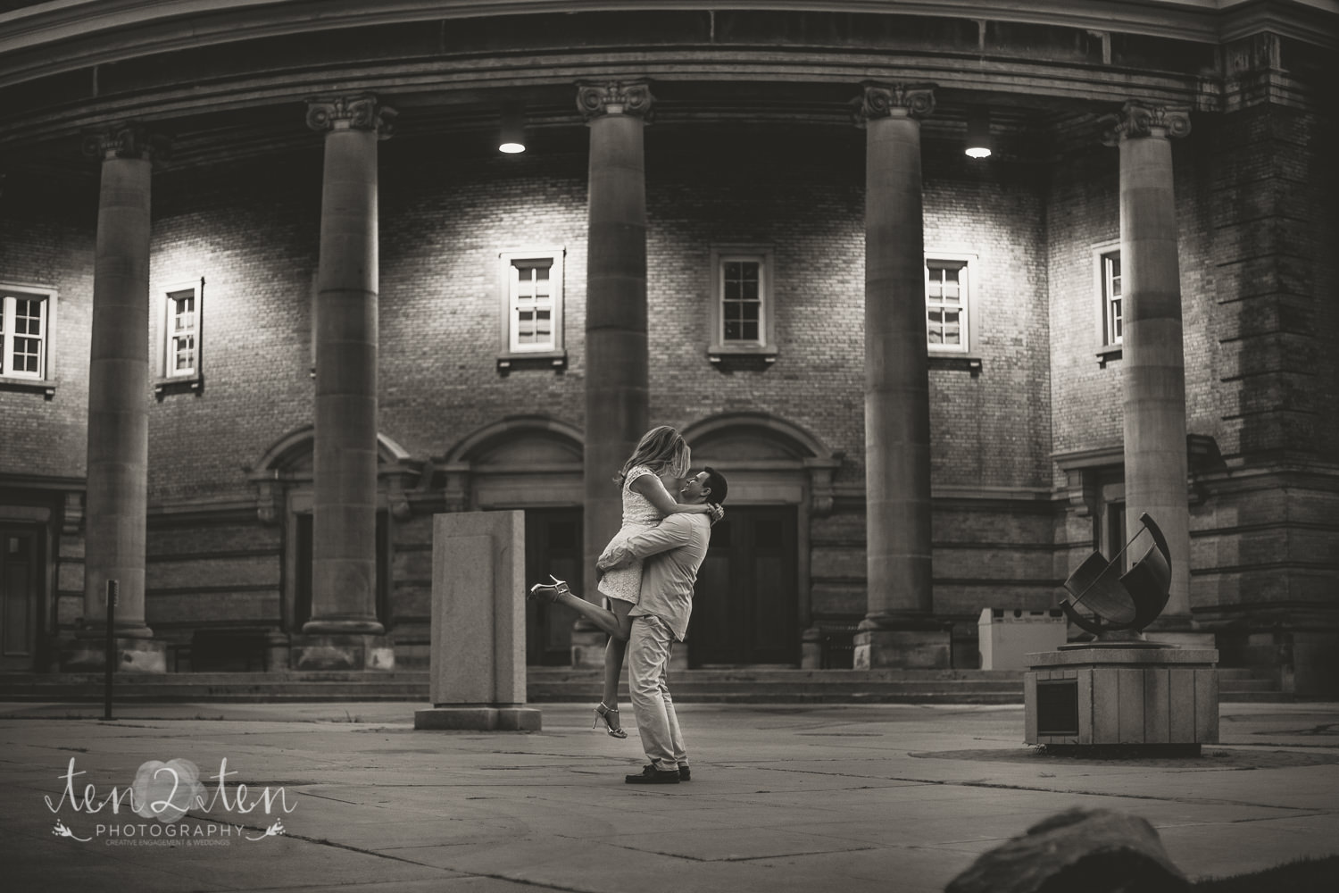 u of t engagement, u of t engagement pictures, u of t engagement shoot, u of t engagement photos