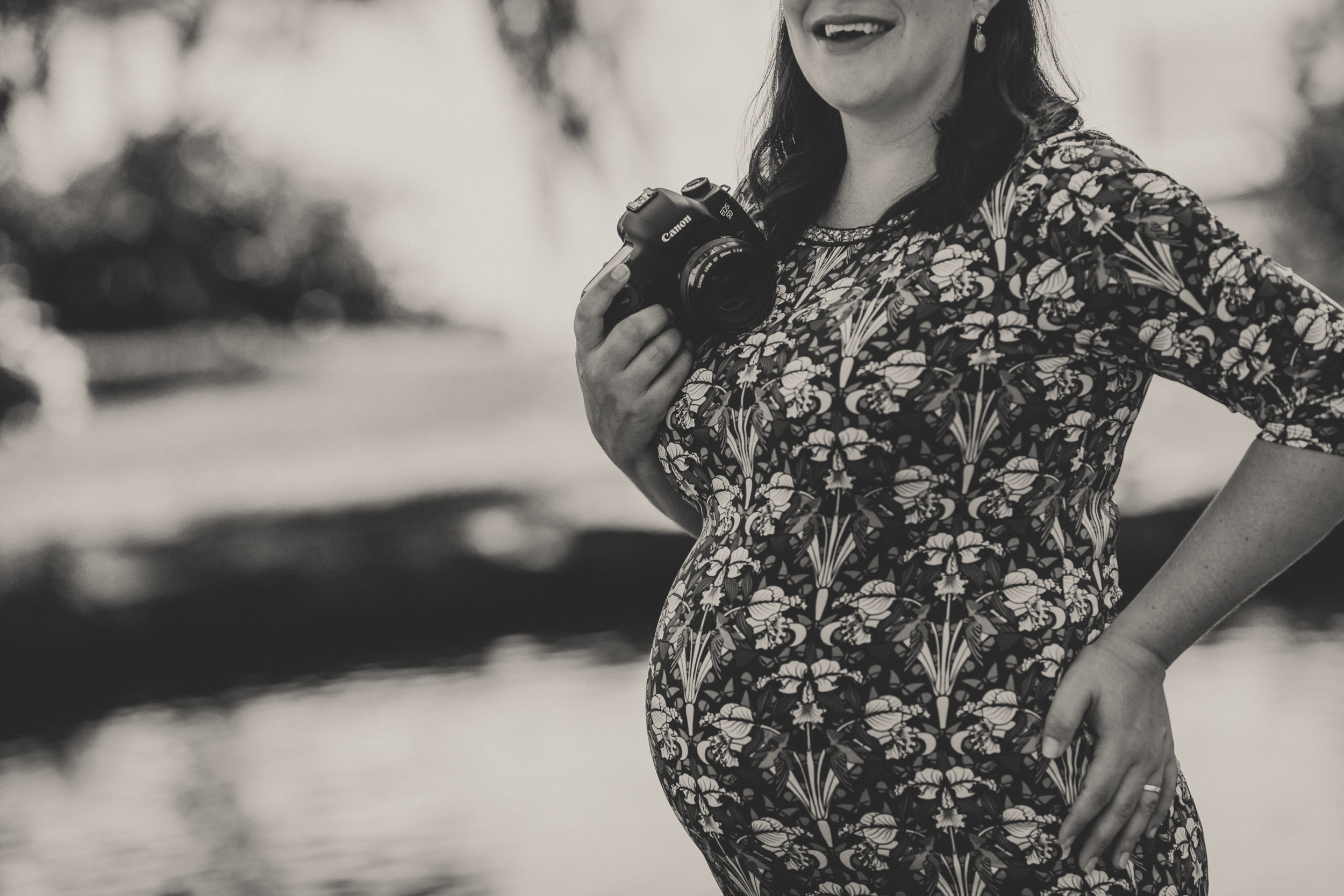Preparing for the What If's, what to expect when you're a pregnant wedding photographer, pregnant wedding photographer