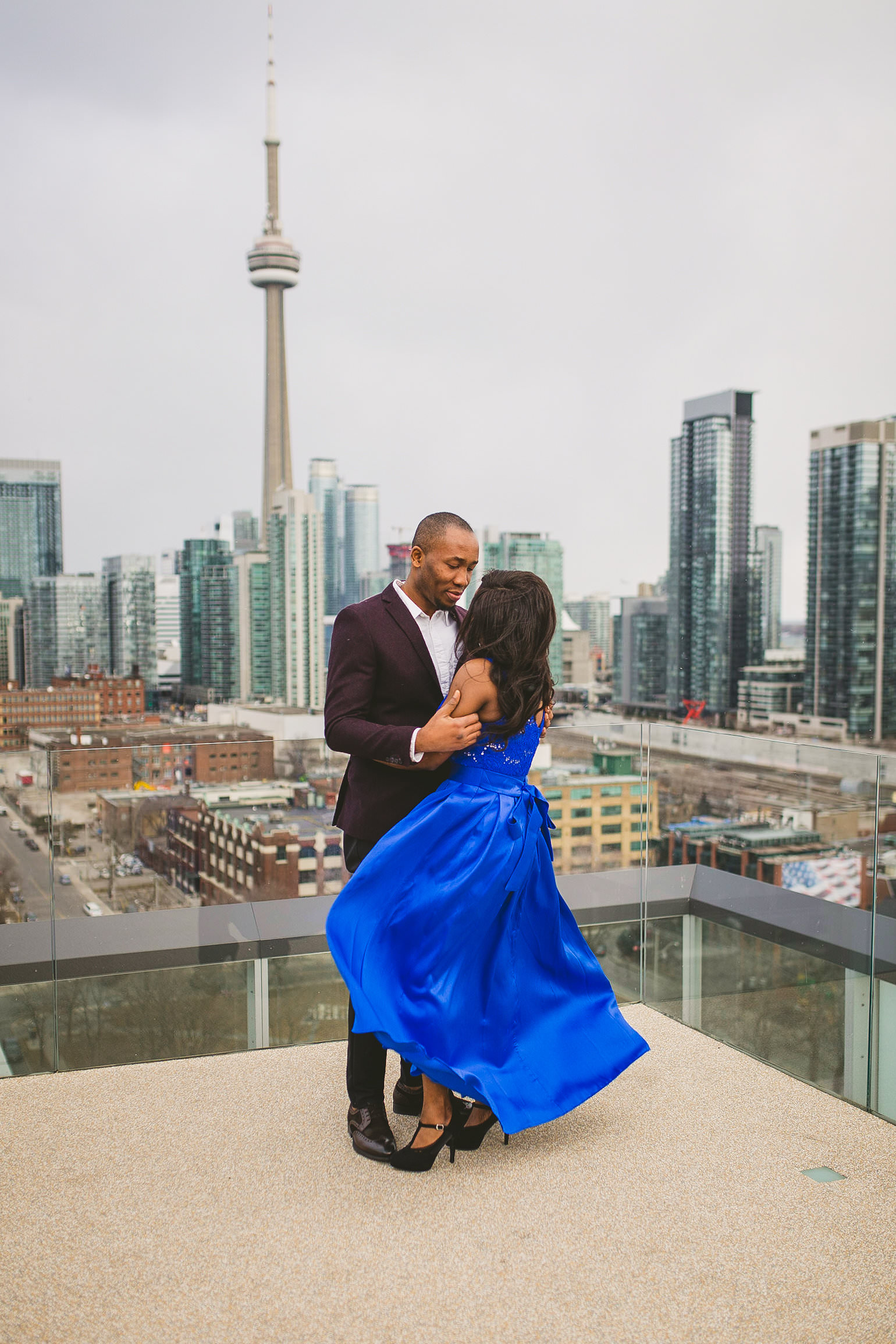 thompson rooftop engagement shoot