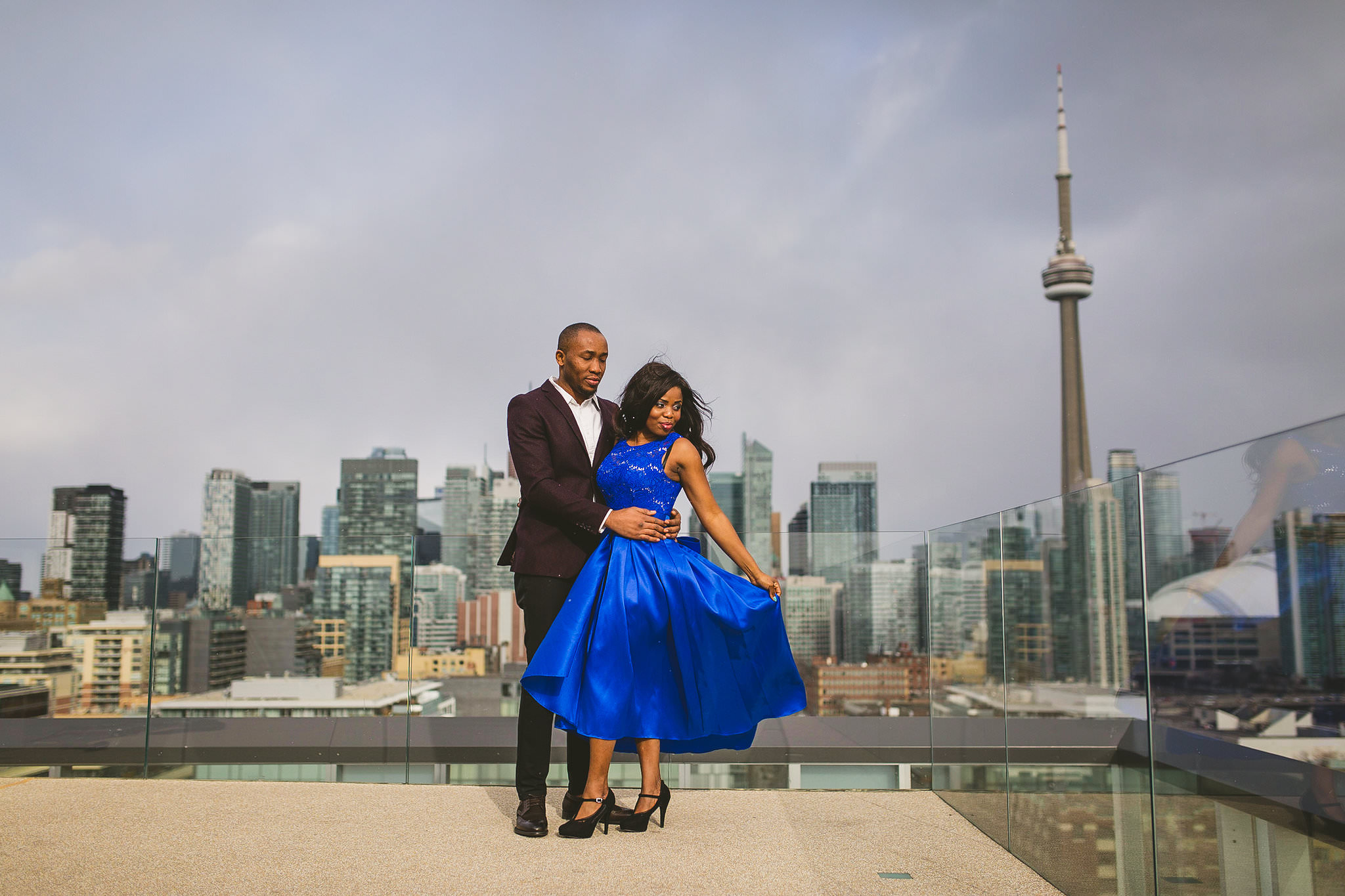 thompson rooftop engagement shoot winter